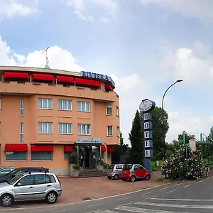 リヴィエラ 3*, セグラーテ イタリア